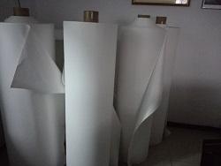 Stein-Papierherstellungs-Maschine drei Schichten Stein-Papier-Form-Stretchfolie-Verdrängungs-Linie 1