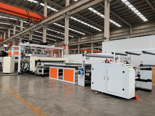 kaufen EVA/POE-Gussfilm-Extrusionslinie für die Verkapselung von Solarzellen Maximalleitgeschwindigkeit 16 m/s online manufacture