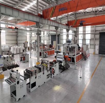 kaufen Doppelschnecken-Extrusionsanlage für recycelte PET-Folien im Bereich von 800-1500 mm Breite für landwirtschaftliche Aussaatbehälter online manufacture