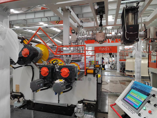 kaufen 400-1500kg/h Ausstoß PET-Folienextrusionsmaschine Doppelschnecken-Design für 100% recyceltes Material Thermoformfolienproduktion online manufacture