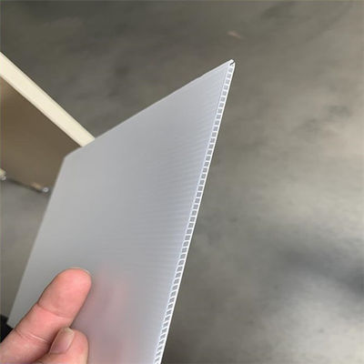 kaufen PC Höhlen-Brett, das Maschinen-Hohlprofil-Polycarbonats-Blatt-Extruder-Maschine herstellt online manufacture